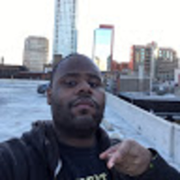 Meet your Posher, Stark - Picture 1 of 1